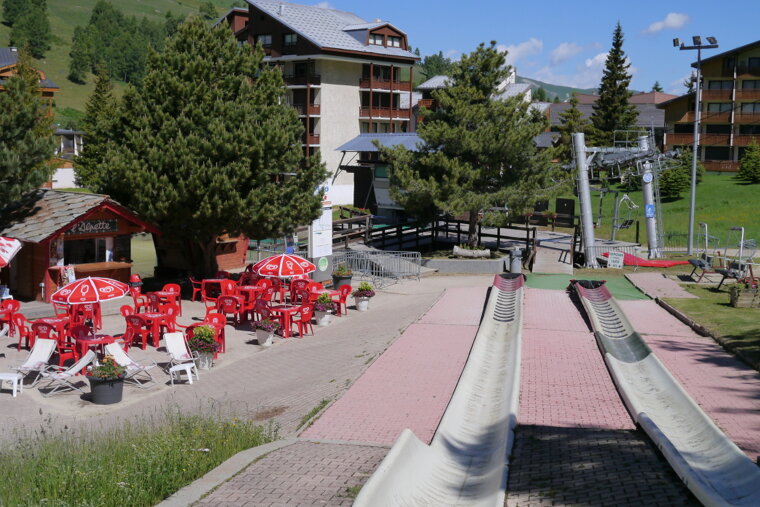 the end of the summer luge track in 2 alpes