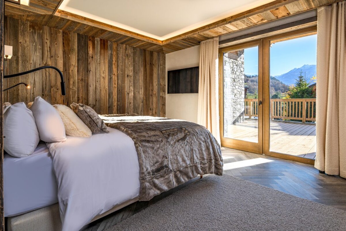 L'Ours Rouge Chalet, Meribel Village