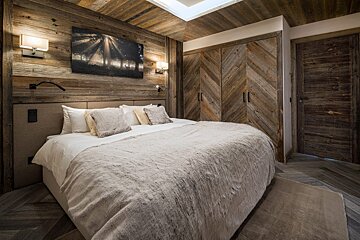 L'Ours Rouge Chalet, Meribel Village