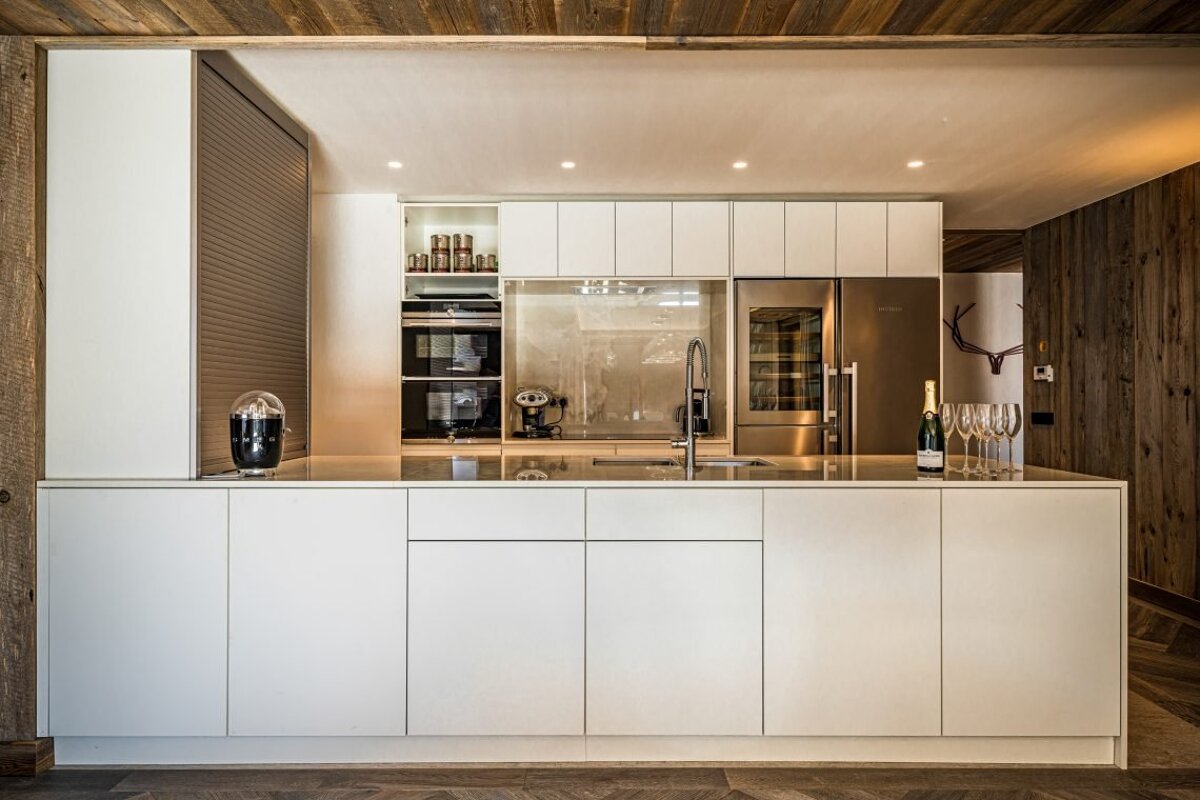 L'Ours Rouge Chalet, Meribel Village