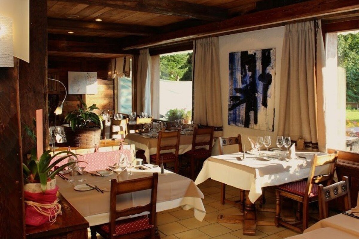 La Grange Restaurant & Bar, Verbier interior