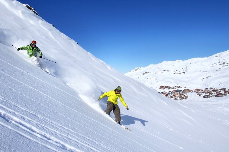 skiers off piste above Val Thorens