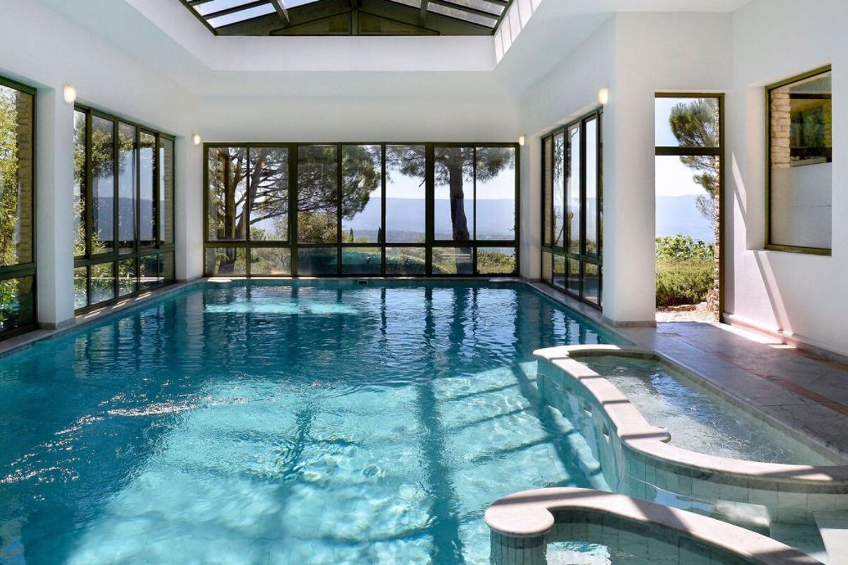 Les Bories Spa Hotel, Gordes indoor swimming pool