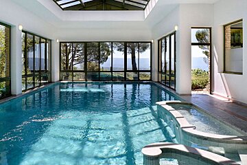 Les Bories Spa Hotel, Gordes indoor swimming pool