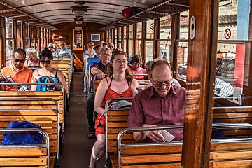 Travel back in time on the Soller vintage train