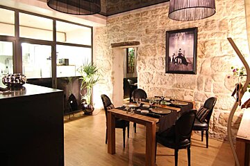 L'Aromate, Nice interior