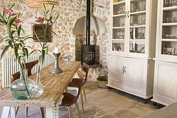 The Pink Pepper Tree Hotel, Lloseta