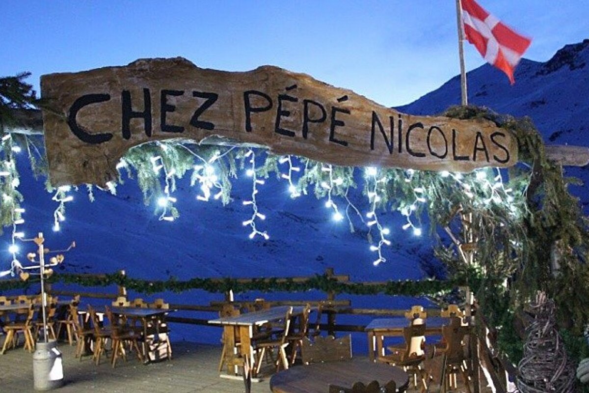 Chez Pepe Nicholas  Restaurant Review, Les Menuires exterior