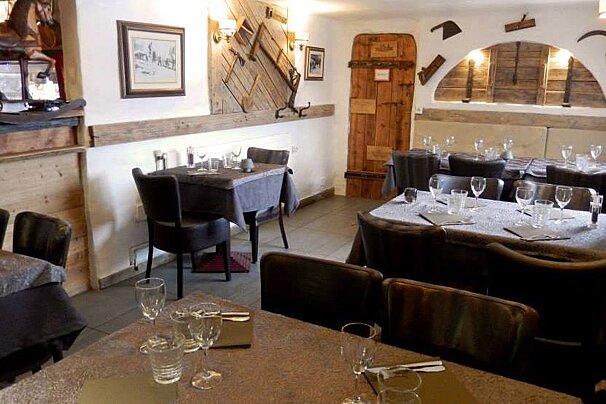 Le Petit Savoyard Restaurant, Courchevel Moriond interior
