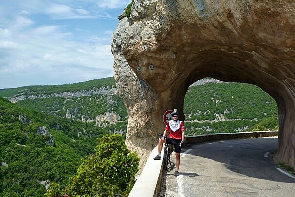 Road biking in Vaucluse