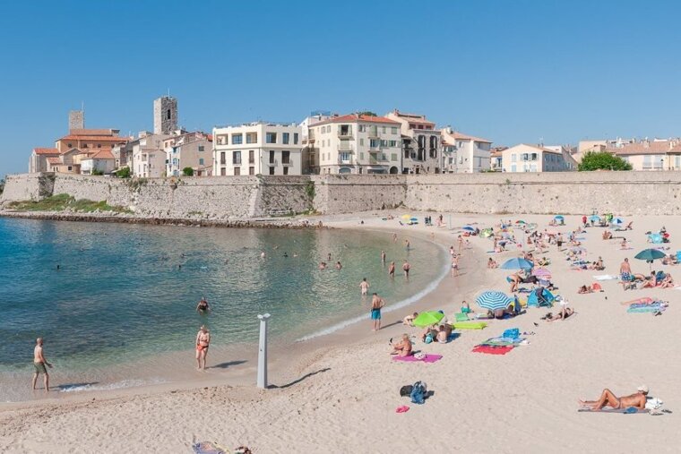 Perfect picnic spots in Antibes 2018