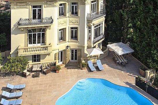 Agence E.I.P. Monaco, Monaco exterior