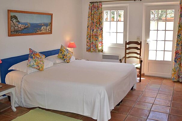 La Ferme d'Augustin Hotel, nr Saint Tropez double bedroom