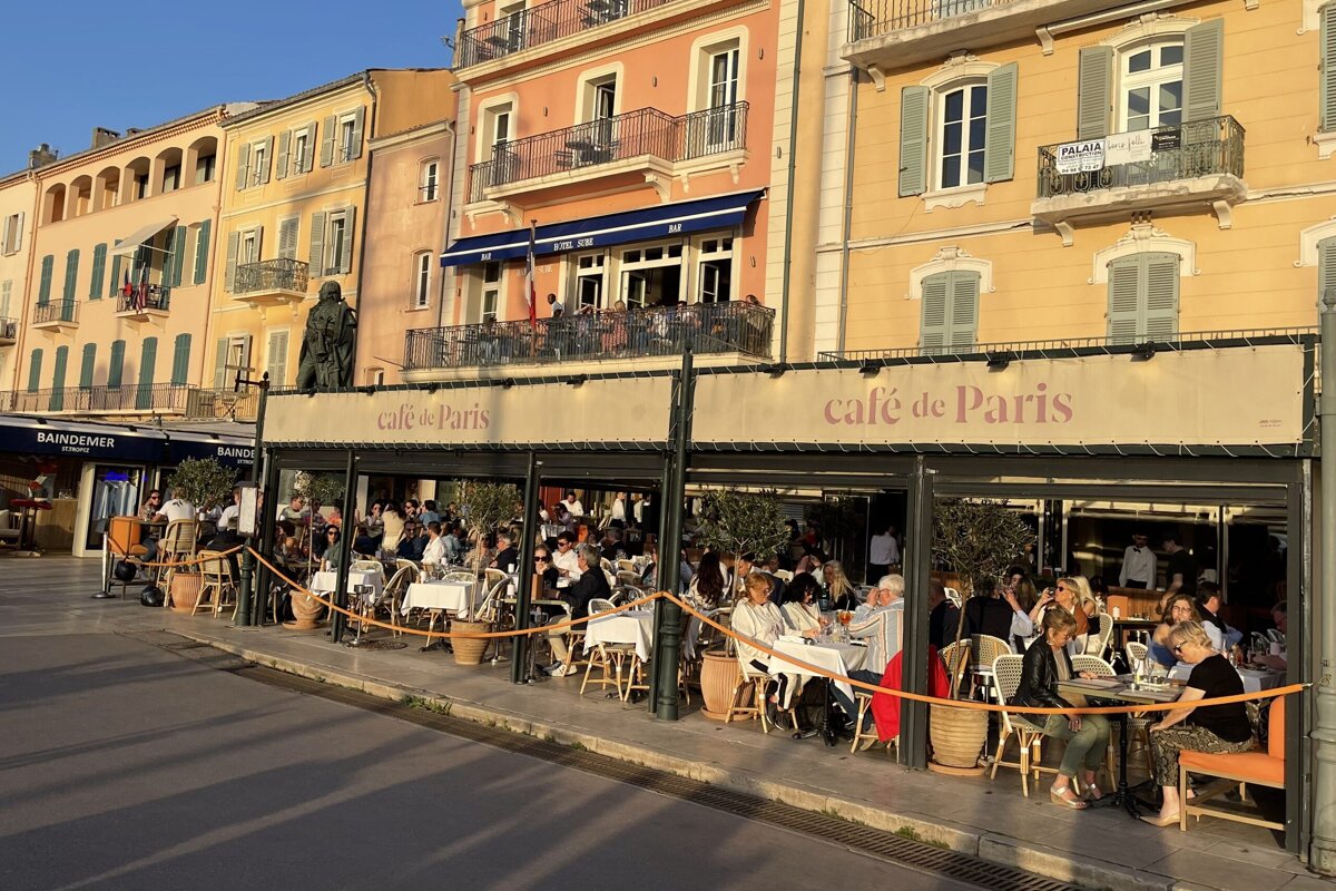 Cafe de Paris Saint-Tropez exterior