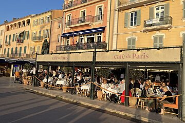 Cafe de Paris Saint-Tropez exterior
