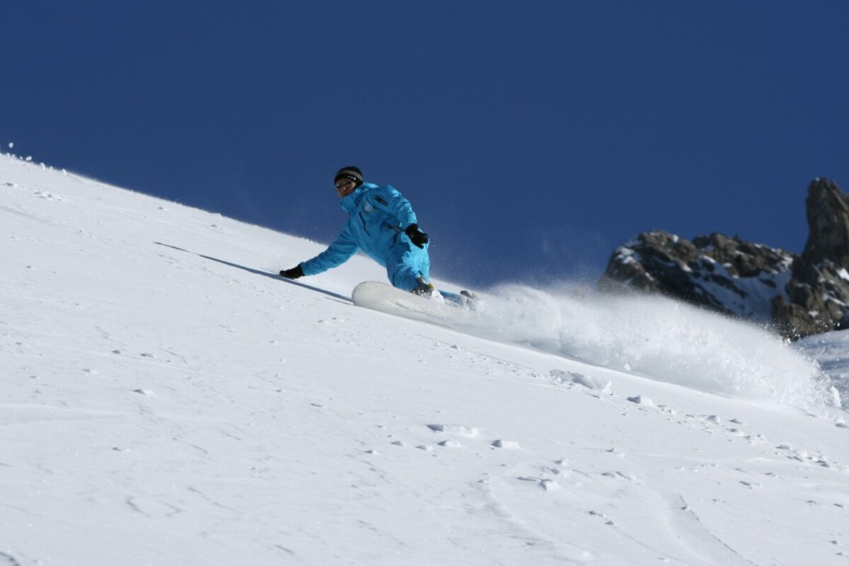 First Tracks Ski Coaching - Ski School, 