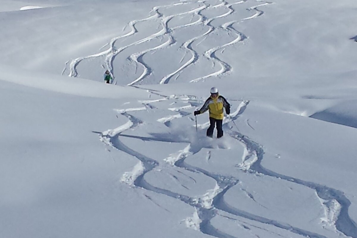 First Tracks Ski Coaching - Ski School, 