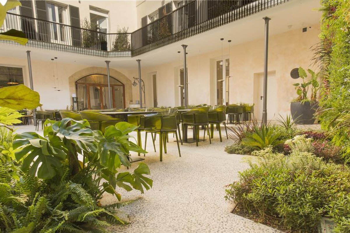 ICON Roseto Hotel, Palma de Mallorca terrace