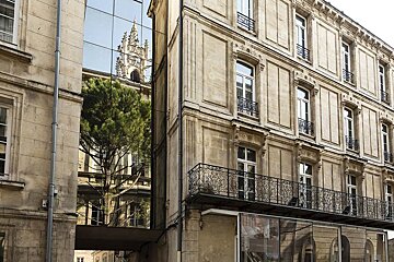 L'Horloge Hotel, Avignon exterior