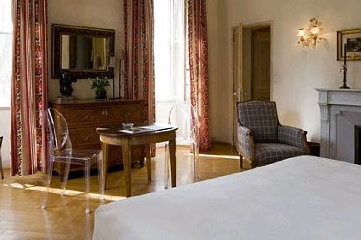 Le Chateau Des Alpilles Hotel, St Remy double bedroom