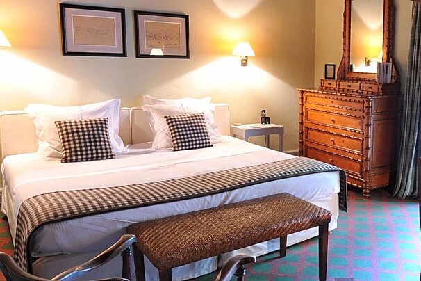 Le Mas de Peint Hotel, Arles double bedroom