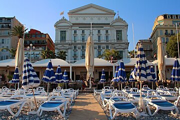 Opera Plage Beach Club, Nice beach