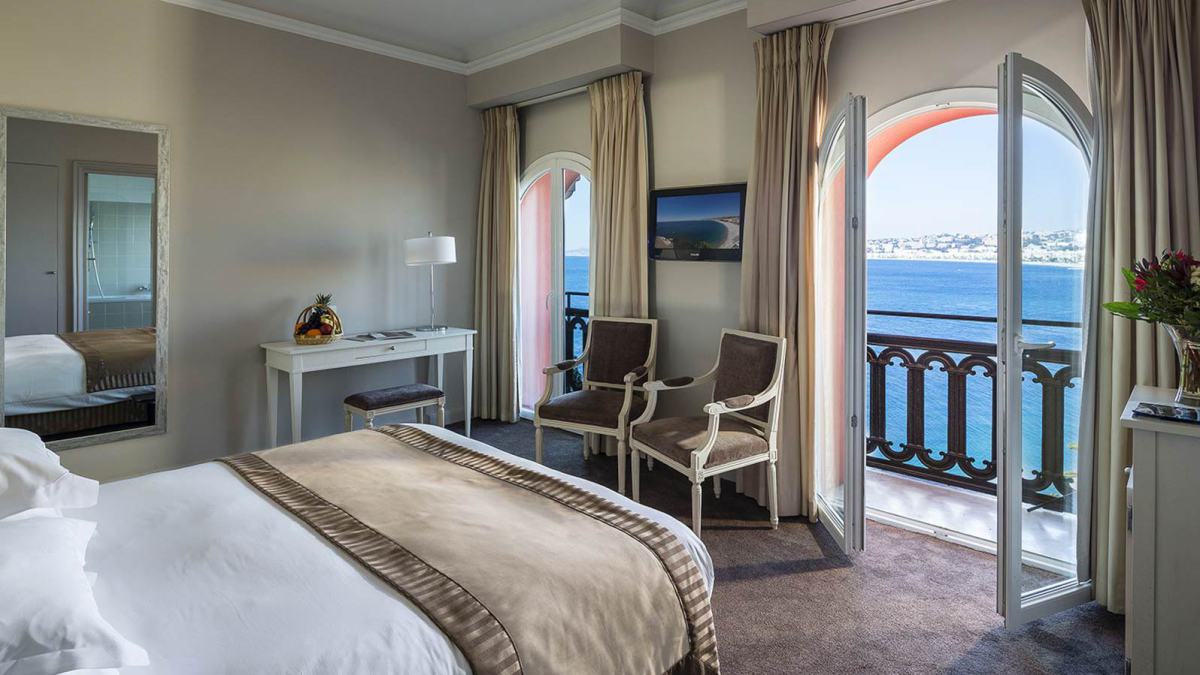 Suisse Hotel, Nice double bedroom