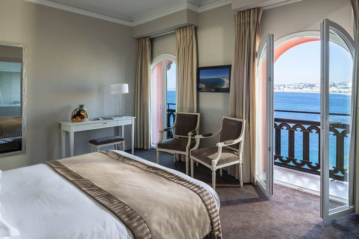 Suisse Hotel, Nice double bedroom