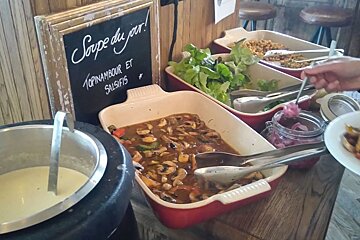Chambre Neuf Restaurant Review style of cuisine