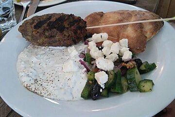 Chambre Neuf Restaurant Review style of cuisine