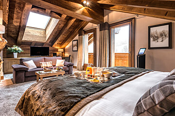 Le Kaila Hotel, Meribel double bedroom