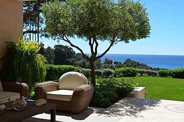 Les 3 Iles B&B, La Croix Valmer terrace