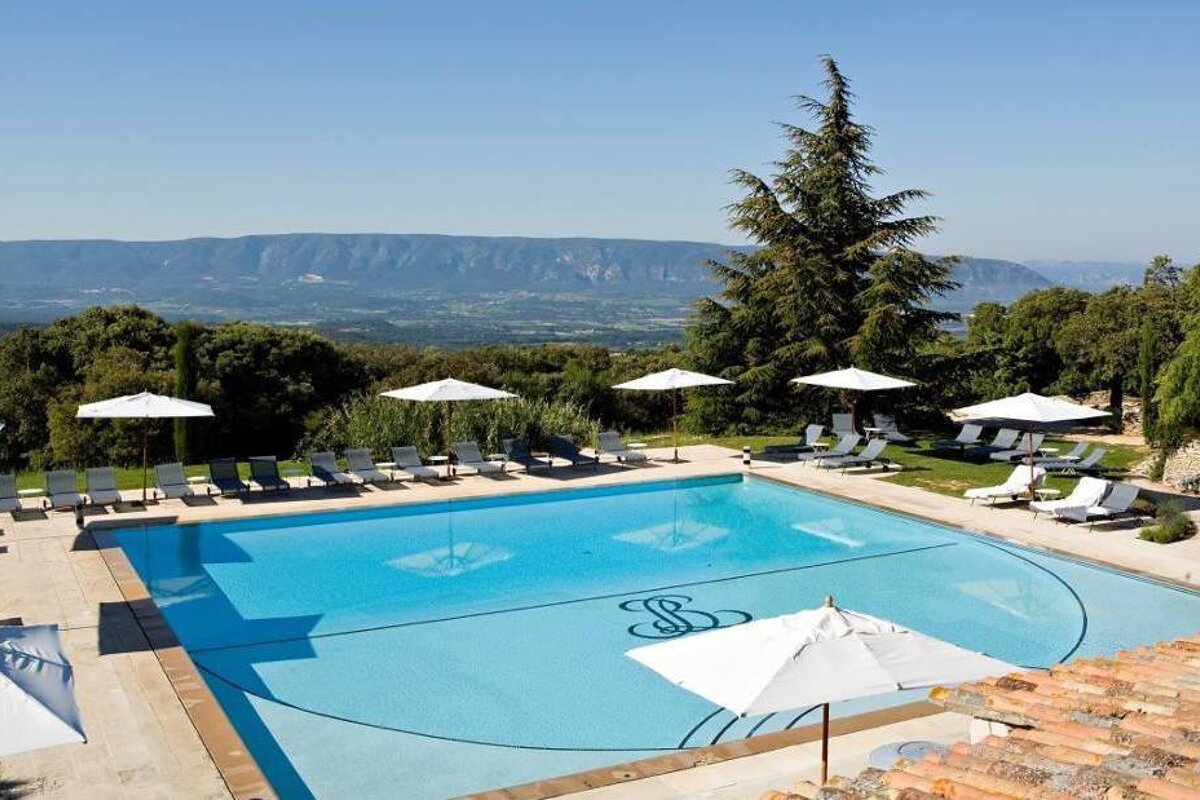 Les Bories Spa Hotel, Gordes outdoor swimming pool
