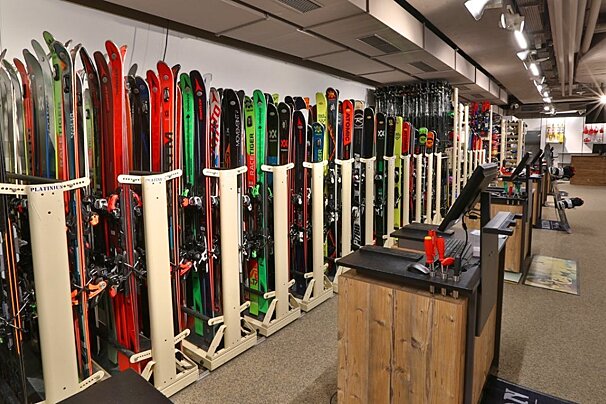 Mountain Air Ski Hire, Verbier - Centre shop interior