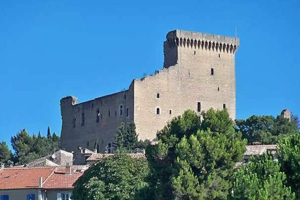Pope John XXII's castle, Chateauneuf du Pape