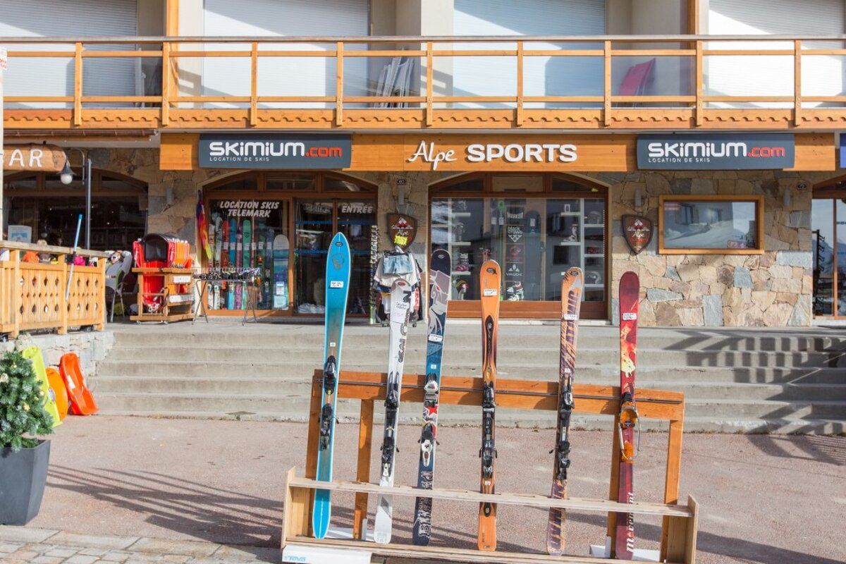 Skimium - Alpe Sports Ski Hire, Alpe d'Huez - Centre exterior