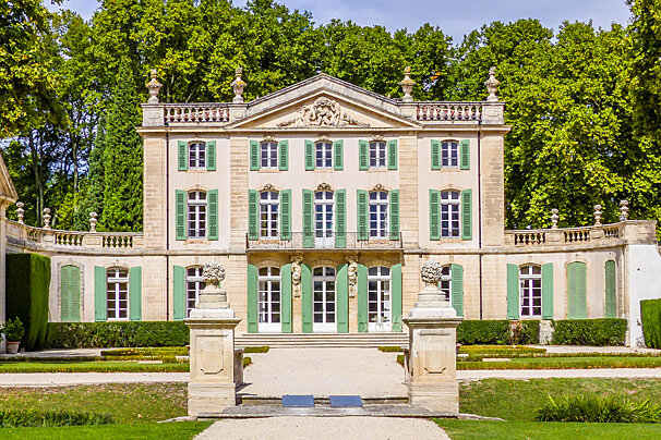 Chateau de Tourreau, Sarrians exterior