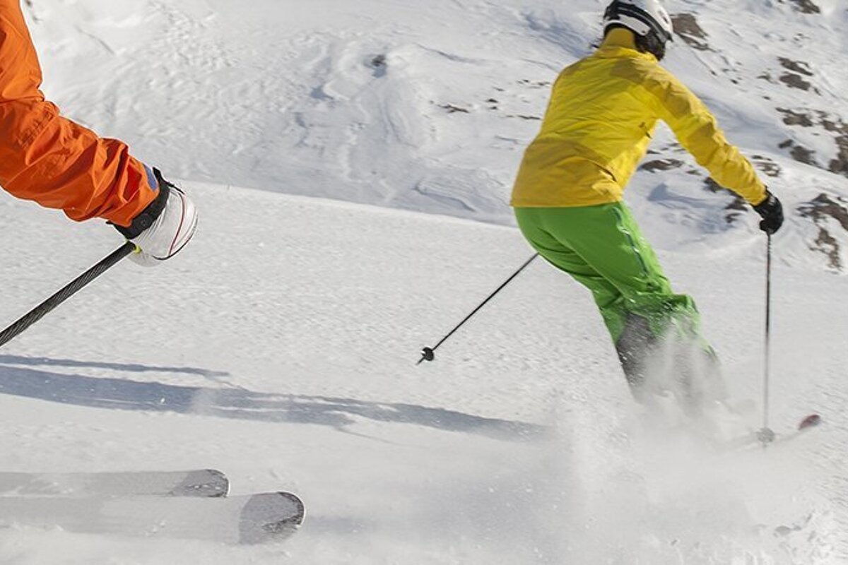 Evolution 2 Ski School Group Ski Lessons, Les Arcs 1800