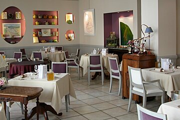 Prevot Restaurant, Cavaillon interior