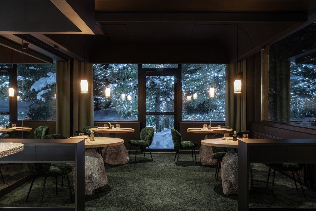 Dining room at Alpage restaurant in Annapurna Hotel, Courchevel