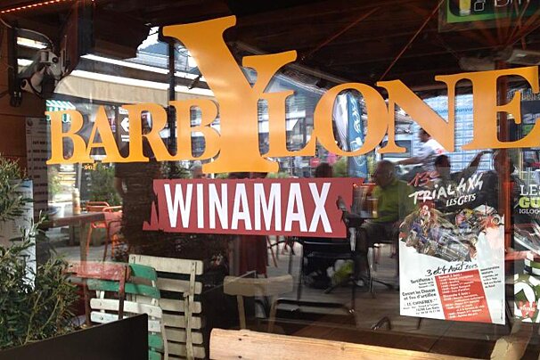 Le Barbylone Bar, Les Gets exterior