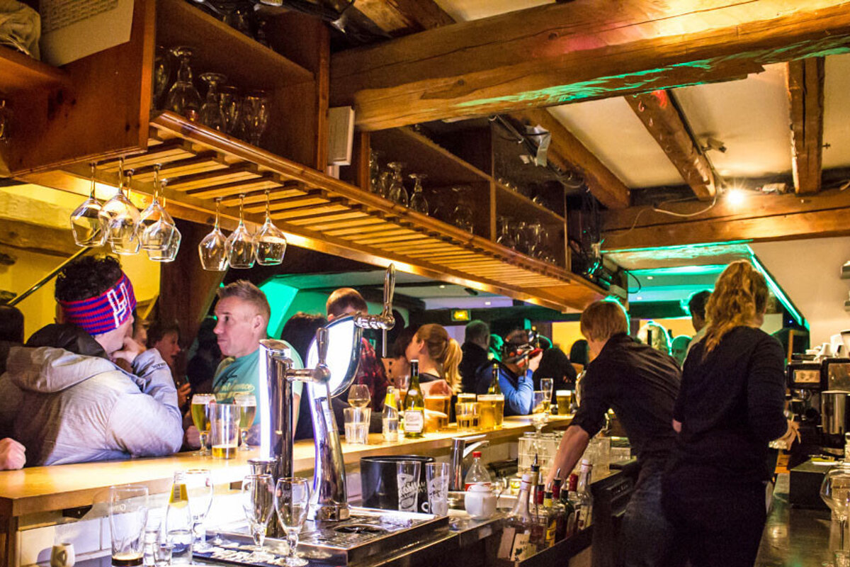 La Tsaretta Bar, Meribel bar