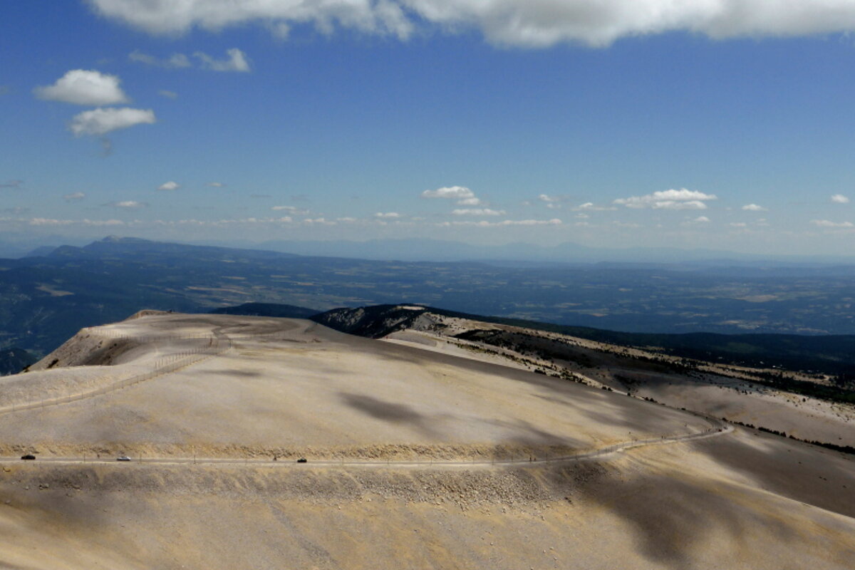 Mont Ventoux approach