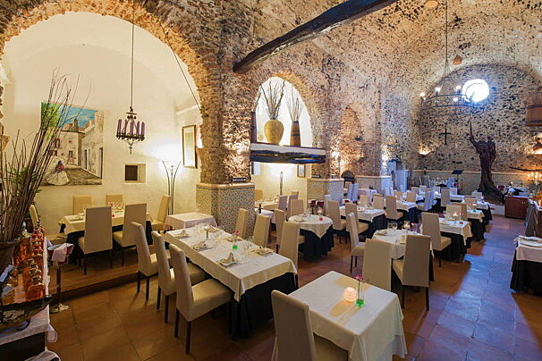 Sa Capella Restaurant, San Antonio interior