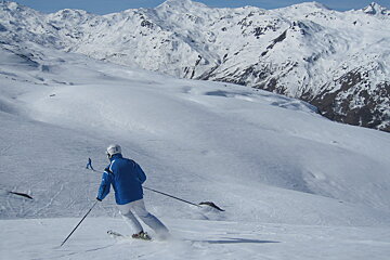 spring snow skiing