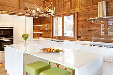 Zenith 1 Chalet, Chamonix - Argentiere kitchen