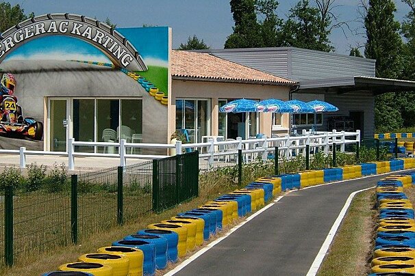 circuit & club house at bergerac karting