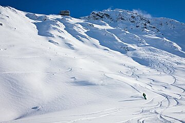 off piste in courmayeur