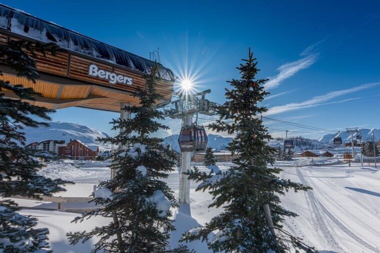 About ski & snowboard lessons in Alpe d'Huez