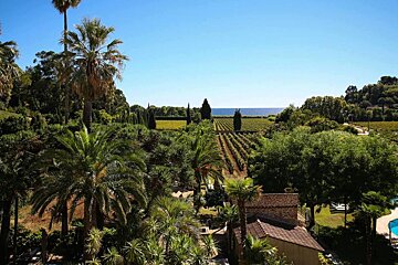 Chateau de Valmer Spa Hotel, La Croix Valmer view